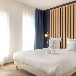 *** Apart-hotel The Originals Le Monde Paris Confluence França