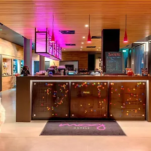 Moxy Excel **** Londres